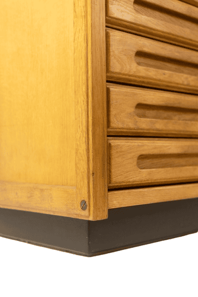 Guillerme and Chambron. Oak wardrobe with built-in writing desk. 1970s–80s - Image 19