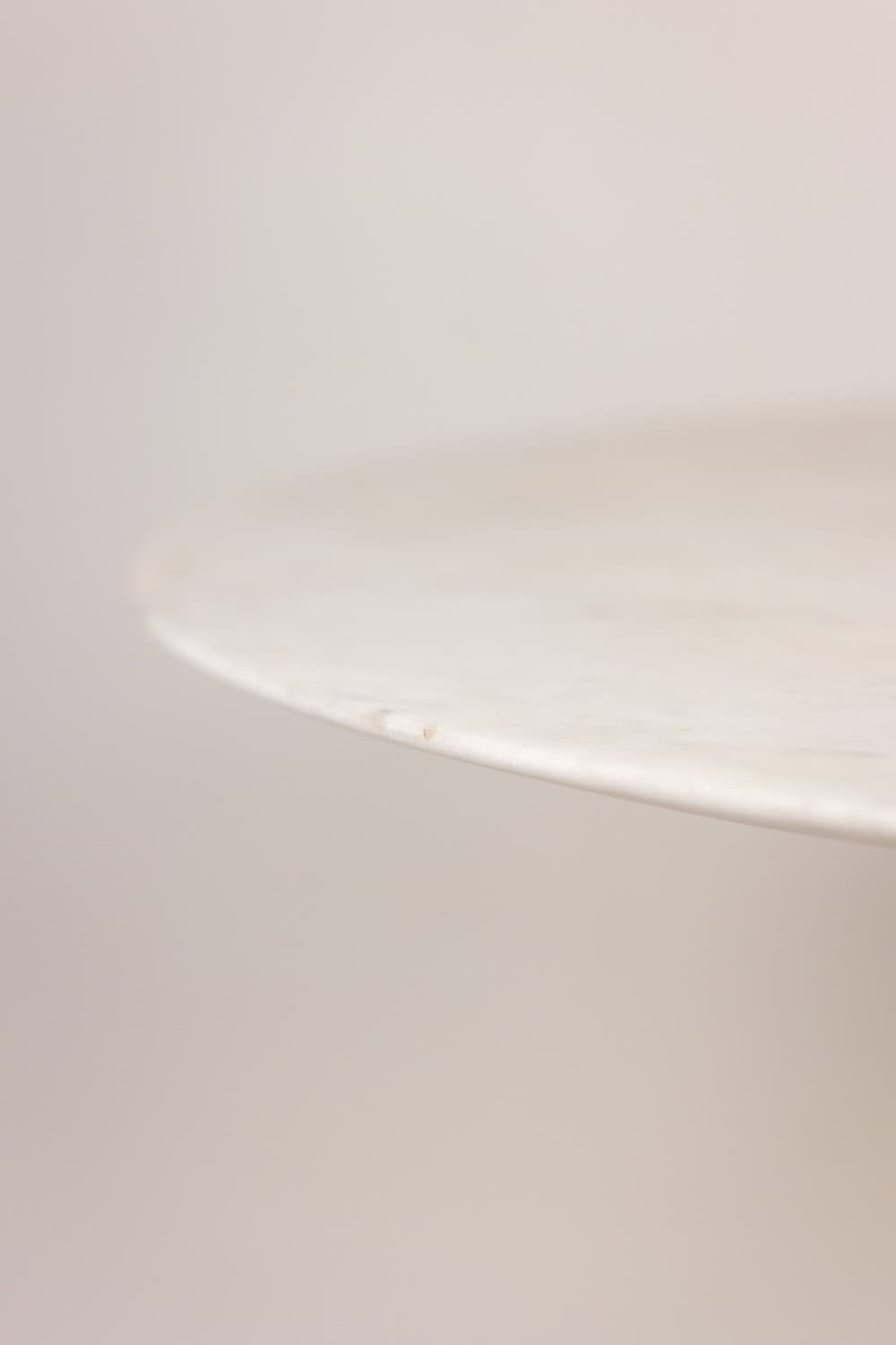 Eero Saarinen, for Knoll International. Tulip side table. Circa 1970 - Image 3