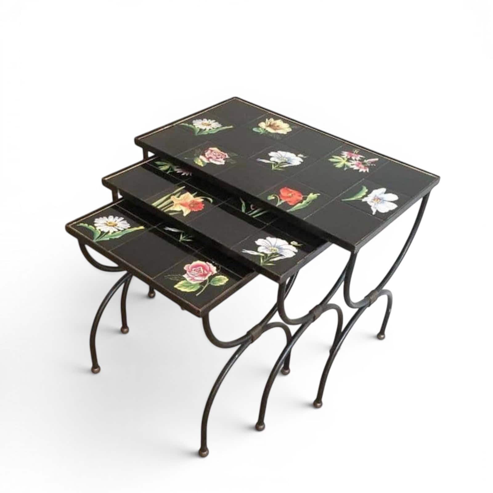 Set of Nesting Tables in Ceramic and Metal- Styylish