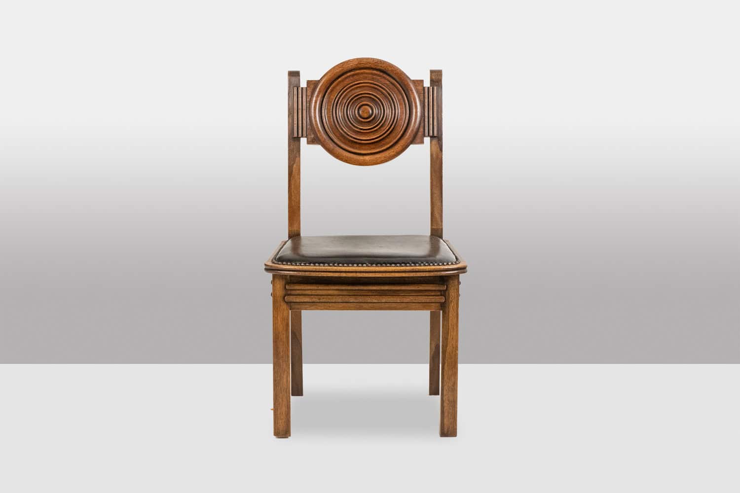 Étienne Kohlmann Modernist Oak Chairs - Front View - Styylish