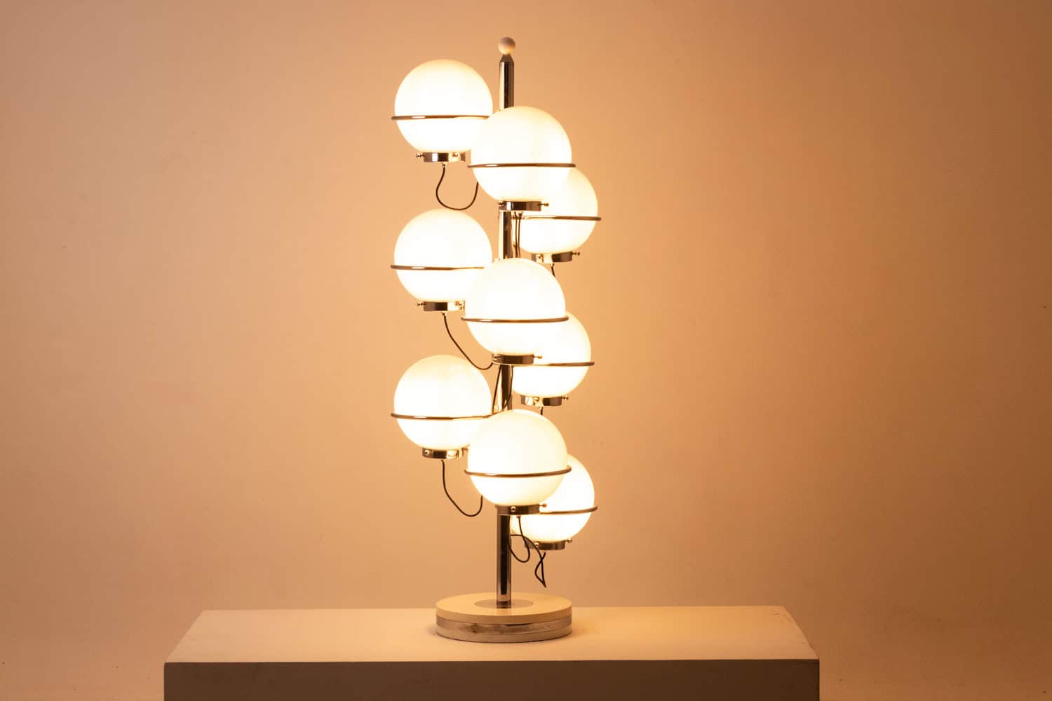 Gino Sarfatti Space-Age Floor Lamp for Arteluce - Fully Illuminated - Styylish