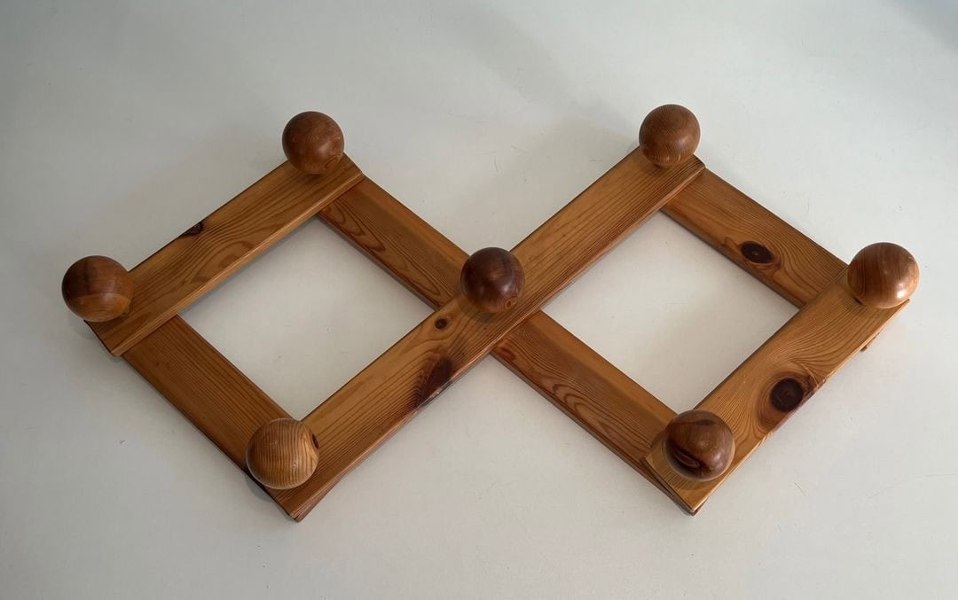 Charlotte Perriand Style Pine Accordion Coat Hanger - Wide View - Styylish