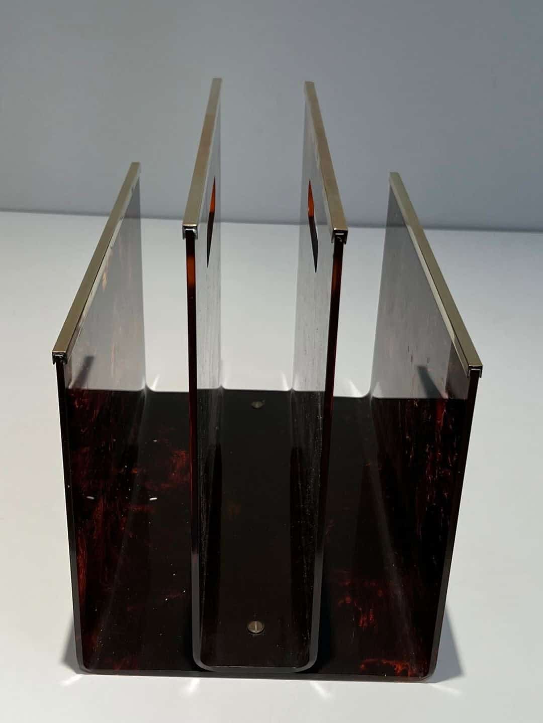 French 1970s Faux Tortoiseshell Plexiglass and Brass Magazine Rack - Image 11
