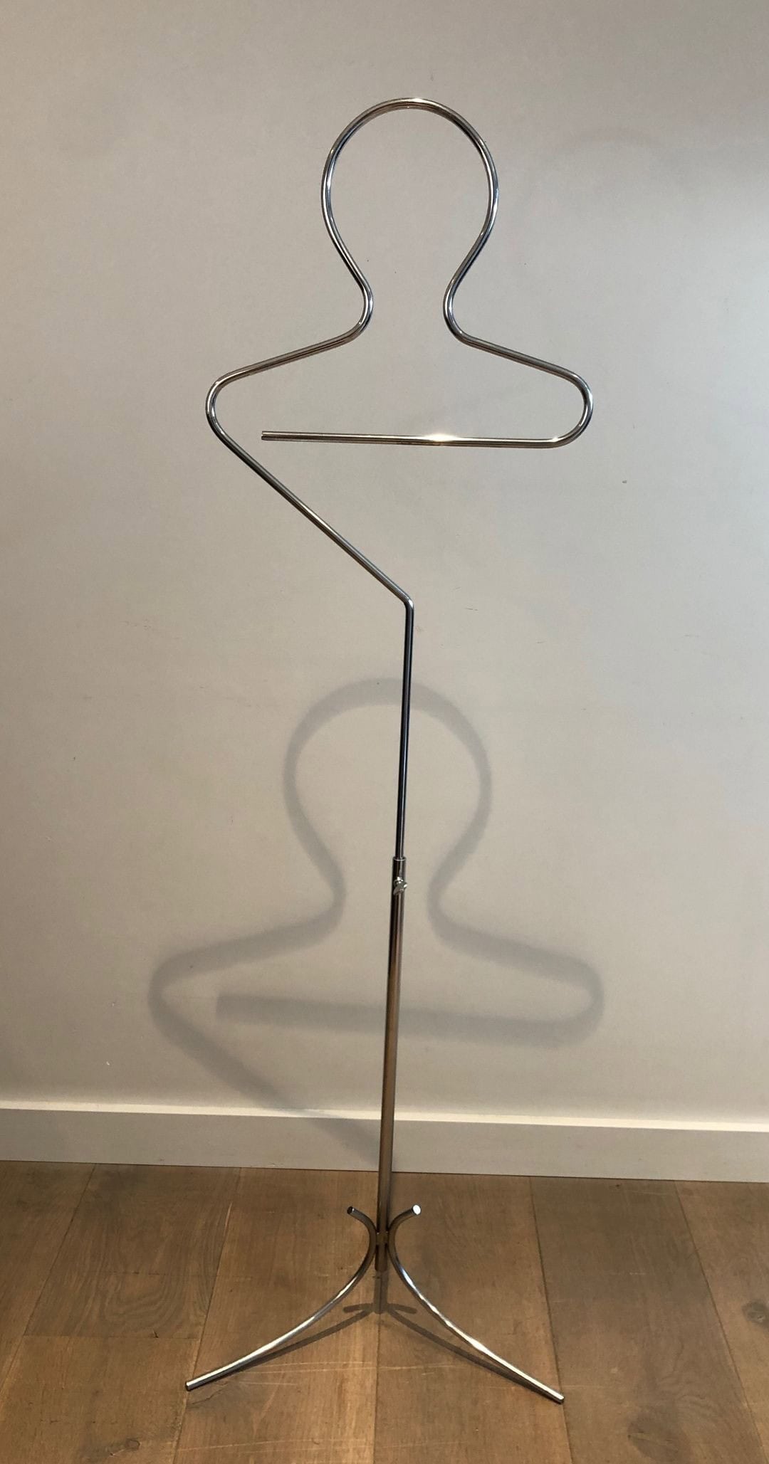 French 1960s Chrome Valet de Nuit - Image 12