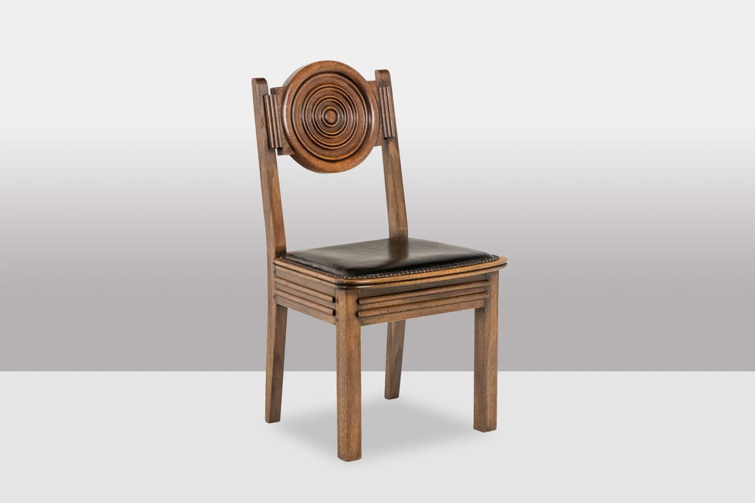 Étienne Kohlmann Modernist Oak Chairs - Angled View - Styylish