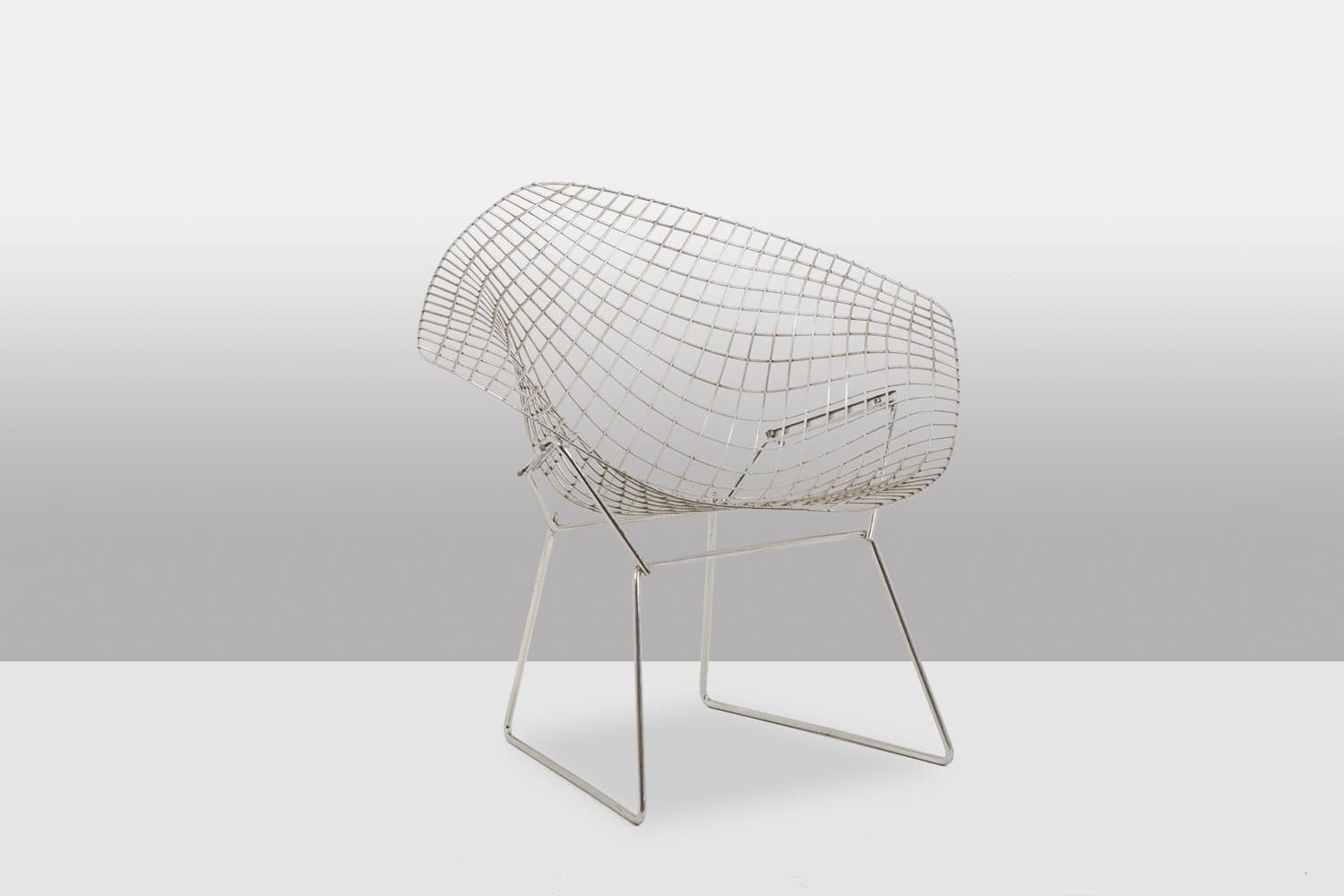 Harry Bertoia Diamond Chairs for Knoll - Angle View - Styylish
