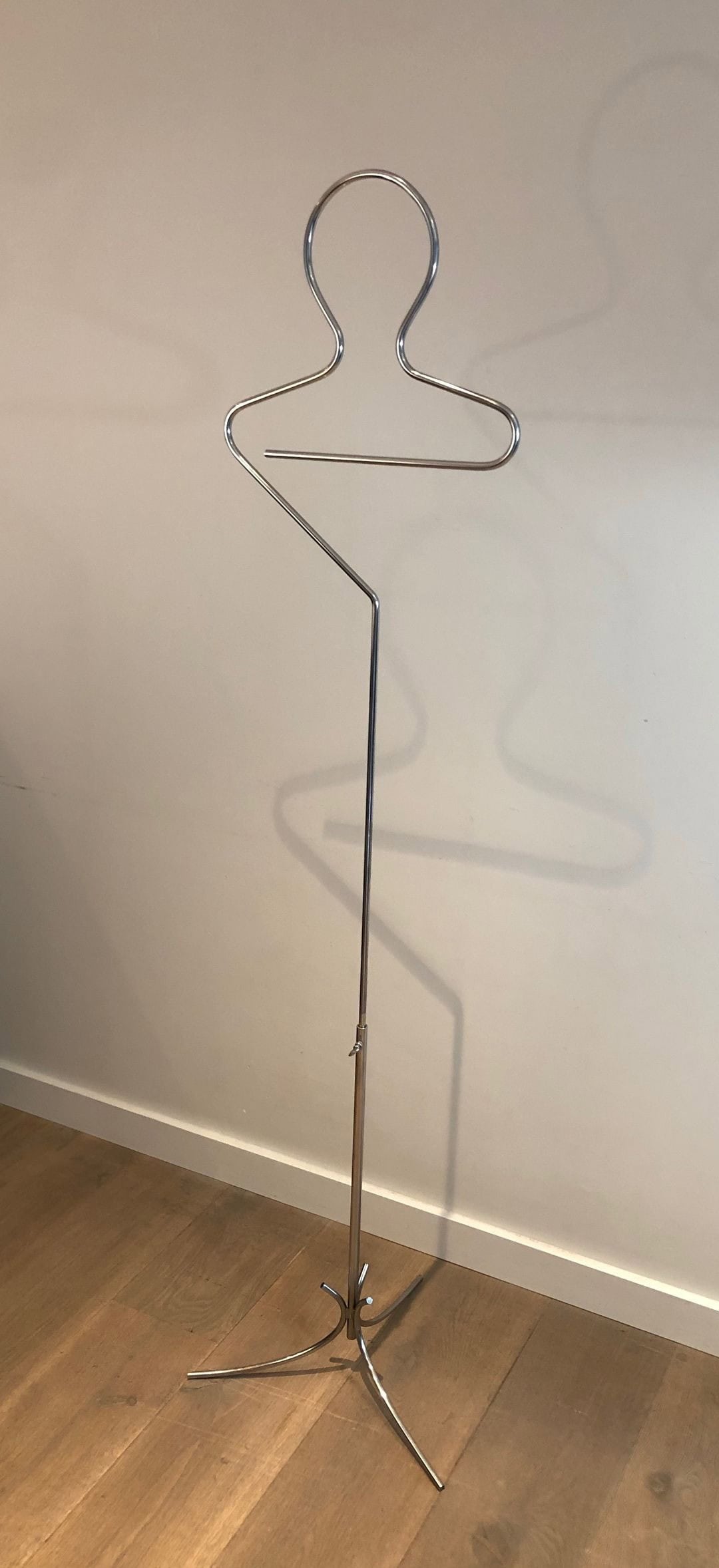 French 1960s Chrome Valet de Nuit - Image 3