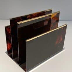 French 1970s Faux Tortoiseshell Plexiglass and Brass Magazine Rack - Image 4