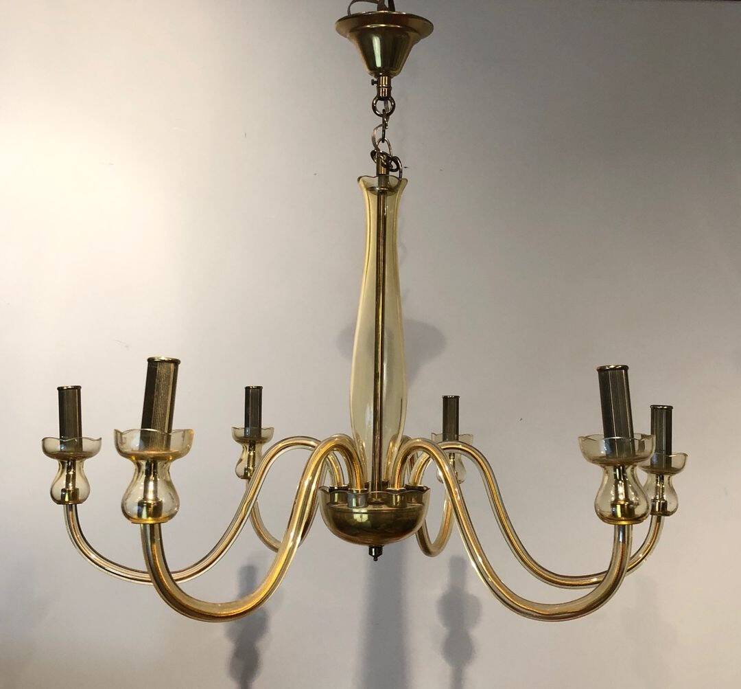 Pair of 1970s Murano Champagne Glass Chandeliers - Image 4