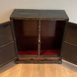 Lacquered Chinoiserie Cabinet, French Art Déco, circa 1940 - Image 4