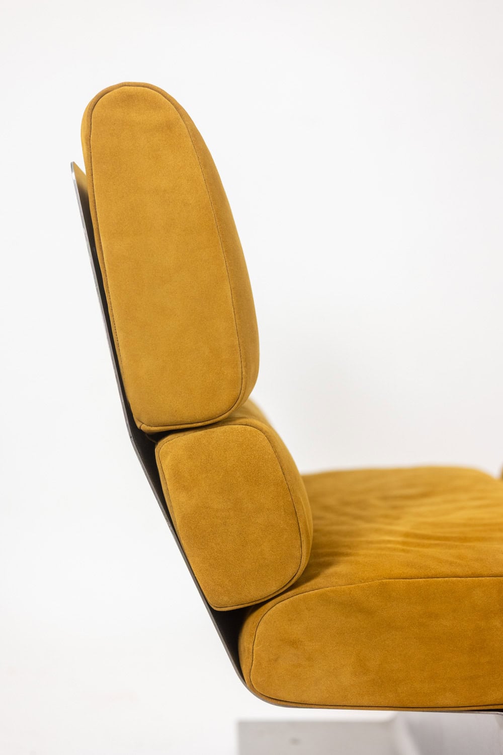 Paul Geoffroy for Uginox, Pair of brushed steel armchairs. 1970s. - Image 5
