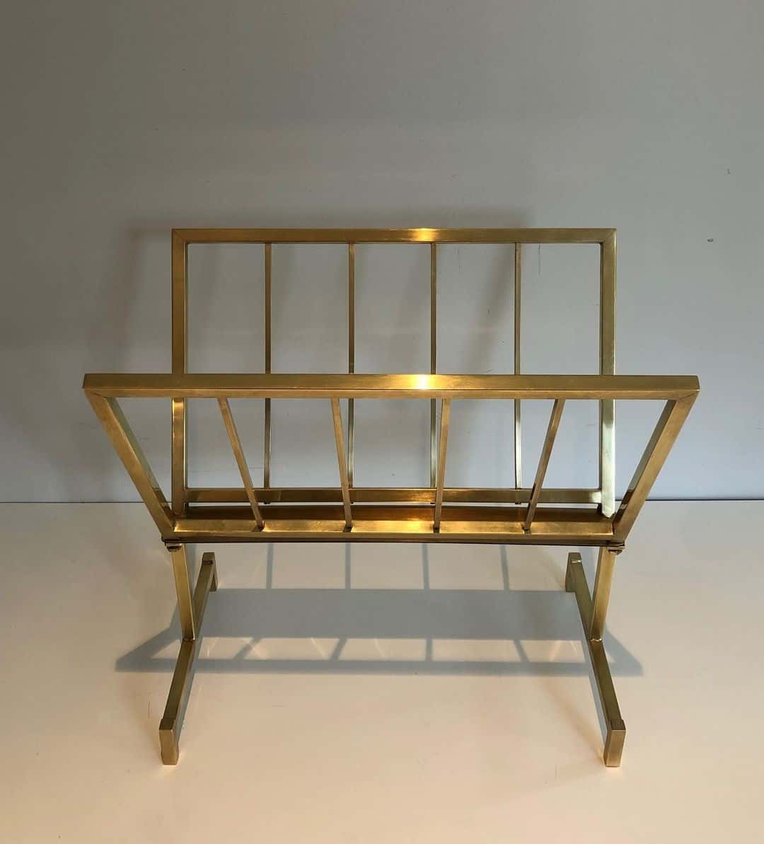 French 1970s Brass Magazine Rack - Image 5
