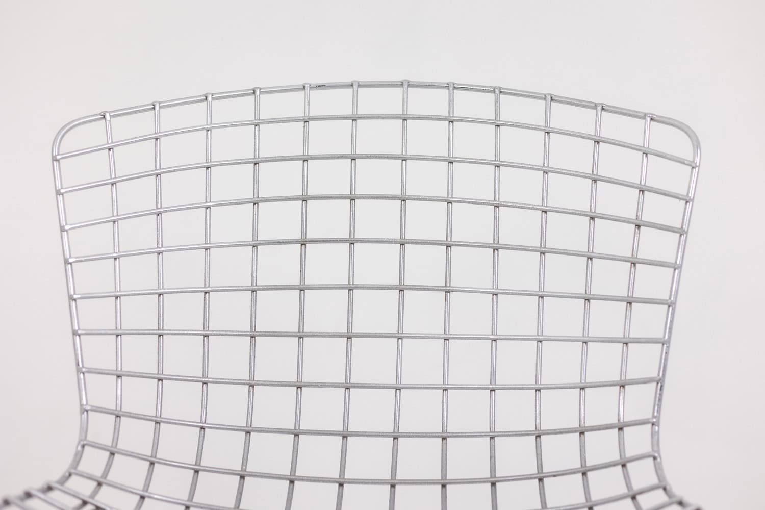 Harry Bertoia for Knoll Chrome-Plated Steel Chairs - Backrest Detail - Styylish