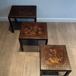 Set of Three Lacquered Nesting Tables with Chinoiserie Decoration, France circa 1940 - Image 6