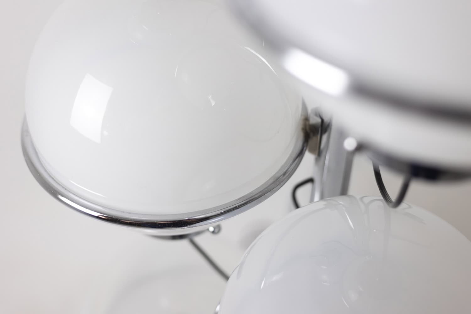 Gino Sarfatti Space-Age Floor Lamp for Arteluce - Globe Detail - Styylish