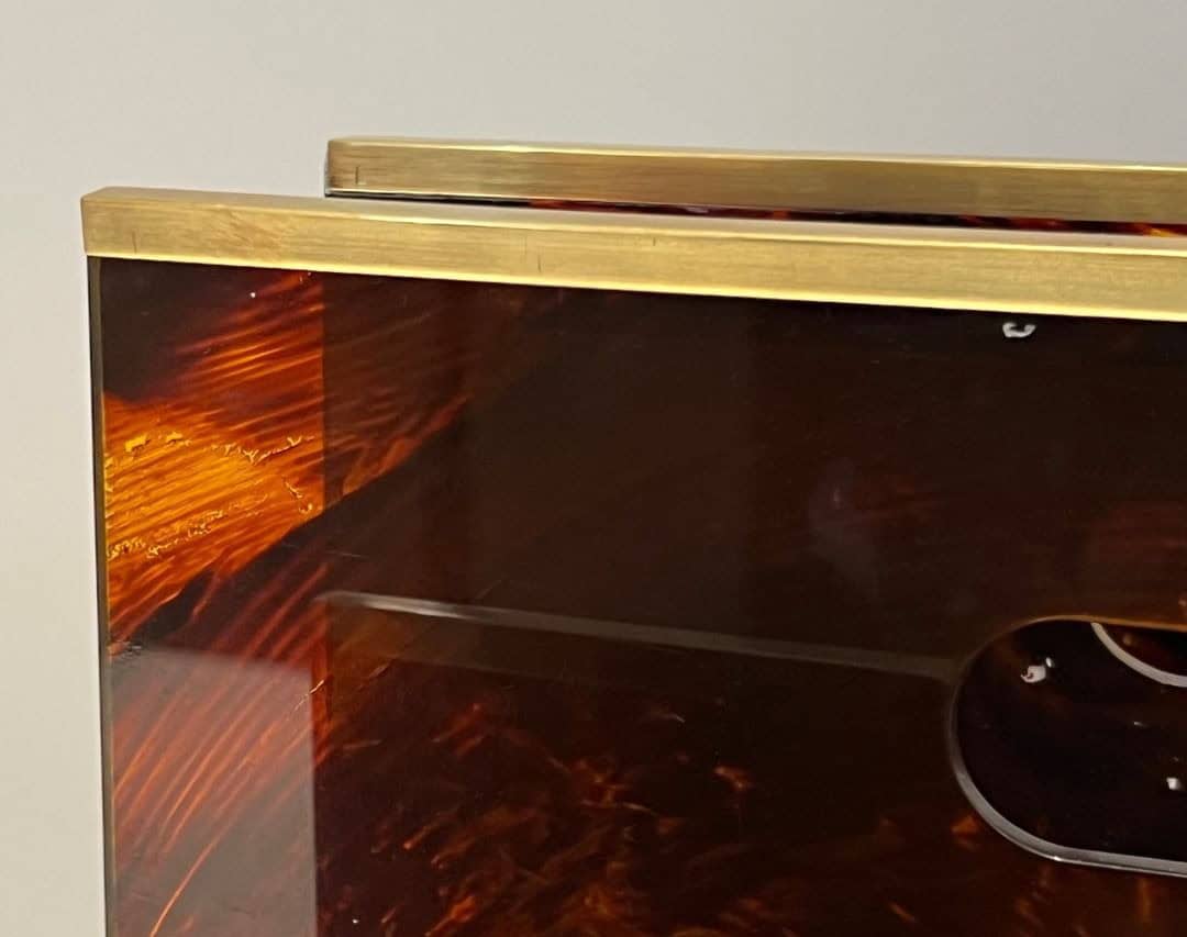French 1970s Faux Tortoiseshell Plexiglass and Brass Magazine Rack - Image 8