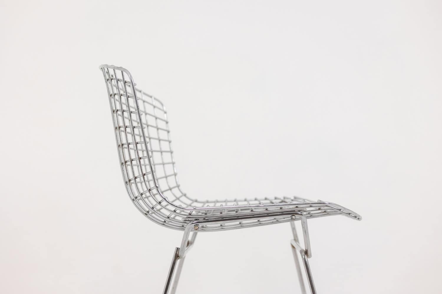 Harry Bertoia for Knoll Chrome-Plated Steel Chairs - Side Detail - Styylish