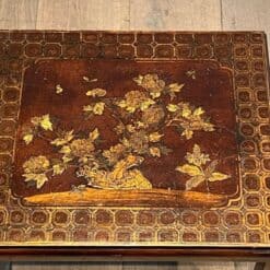 Set of Three Lacquered Nesting Tables with Chinoiserie Decoration, France circa 1940 - Image 9