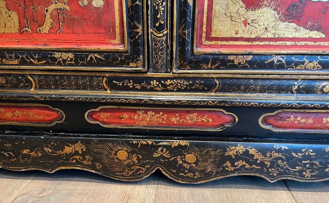 Lacquered Chinoiserie Cabinet, French Art Déco, circa 1940 - Image 9
