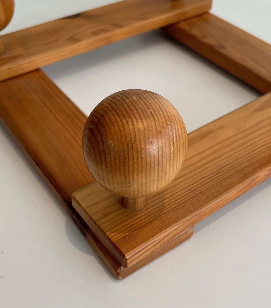 Charlotte Perriand Style Pine Accordion Coat Hanger - Knob Detail Four - Styylish