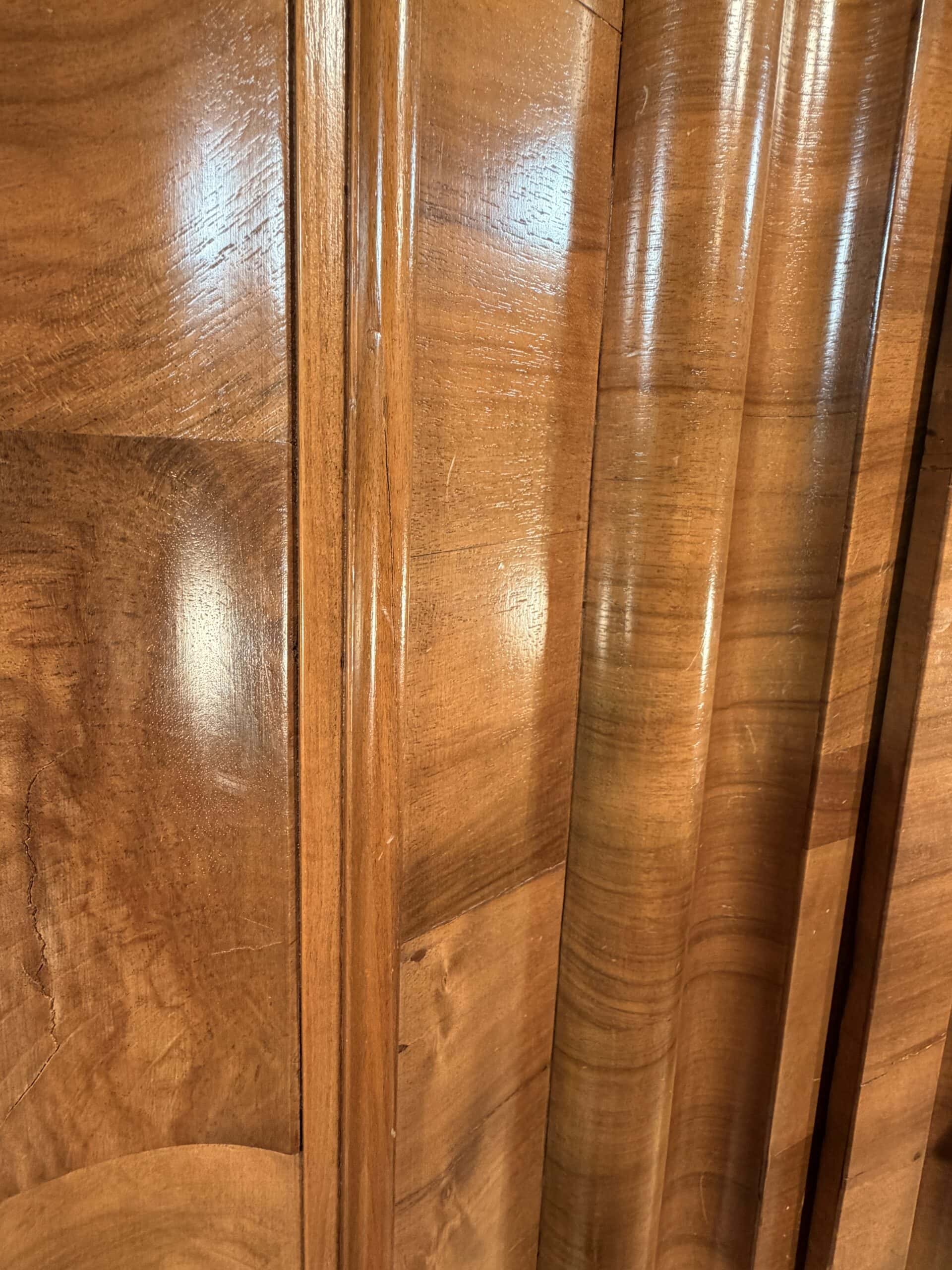 Baroque Armoire Wellenschrank- veneer details- Styylish