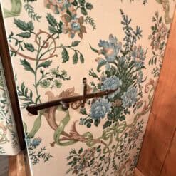 Baroque Armoire Wellenschrank- details hook inside - Styylish