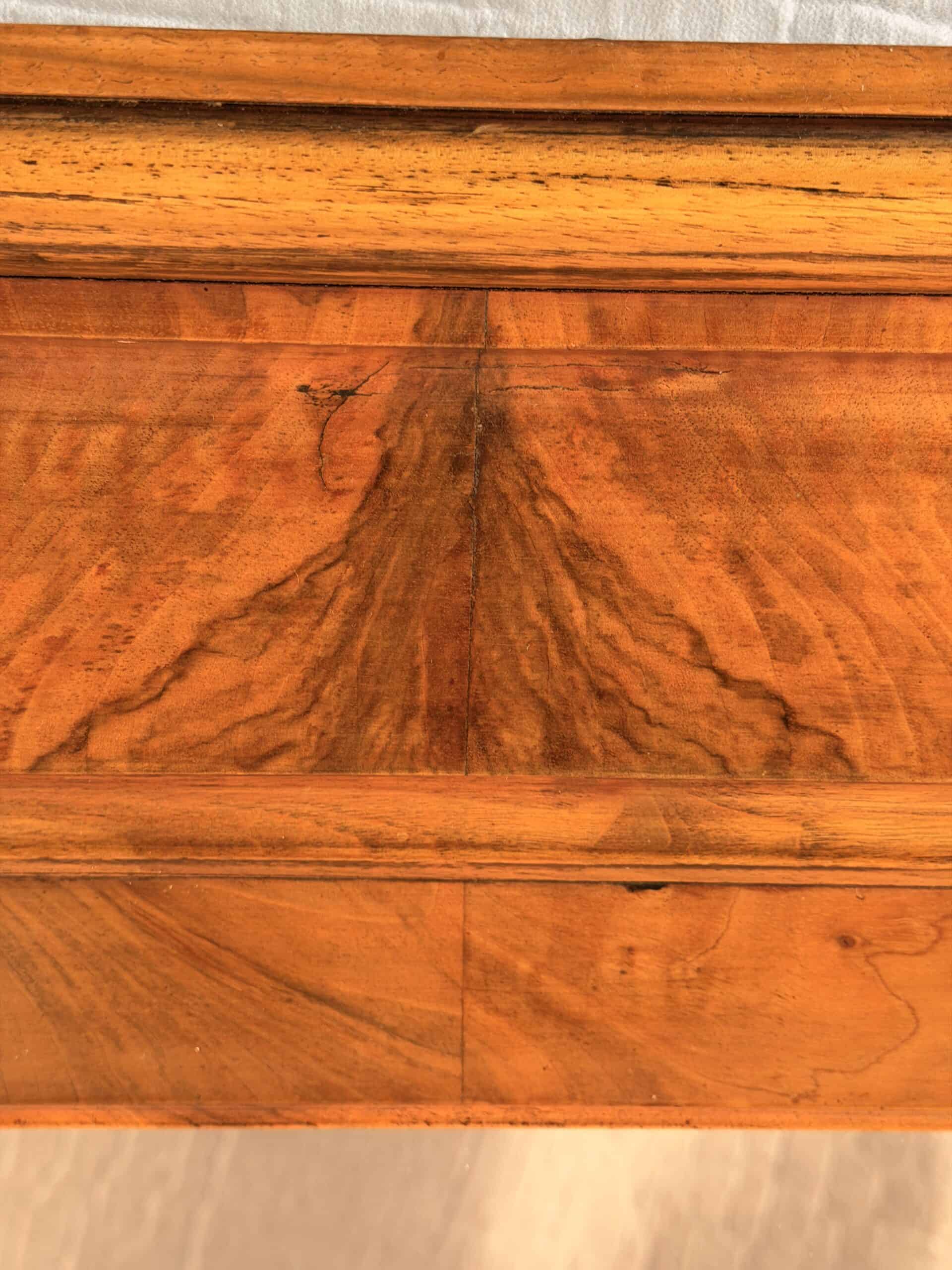Biedermeier Walnut Wall Mirror, Austria, circa 1820 - Image 2