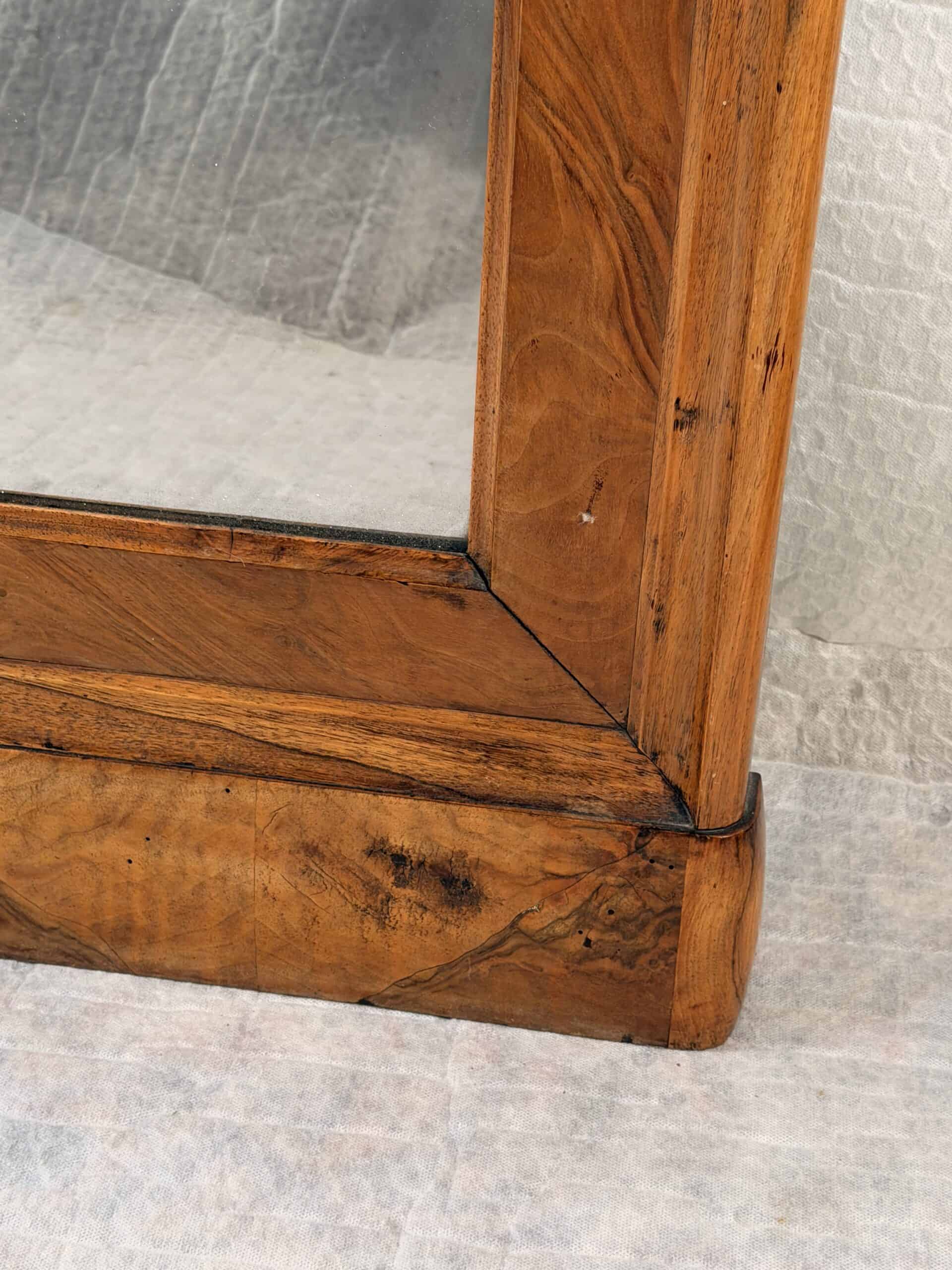 Biedermeier Walnut Wall Mirror, Austria, circa 1820 - Image 4