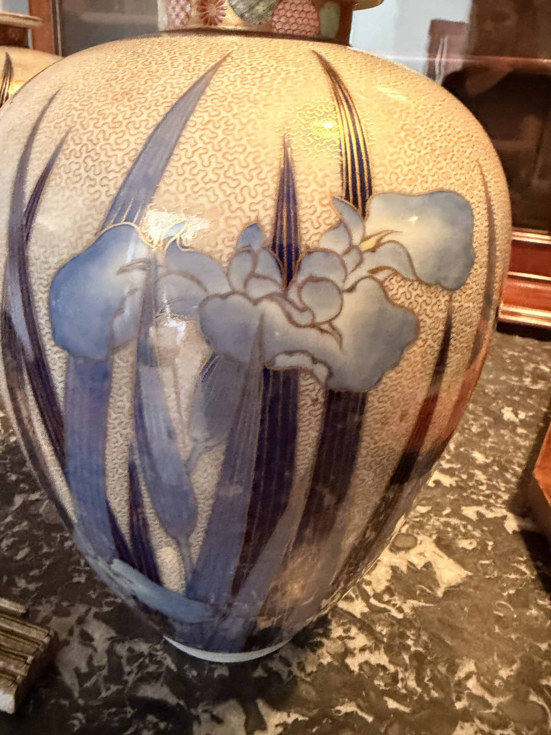 Pair of Fukagawa Seiji Porcelain Iris Vases, Arita, Japan, circa 1905-20 - Image 8