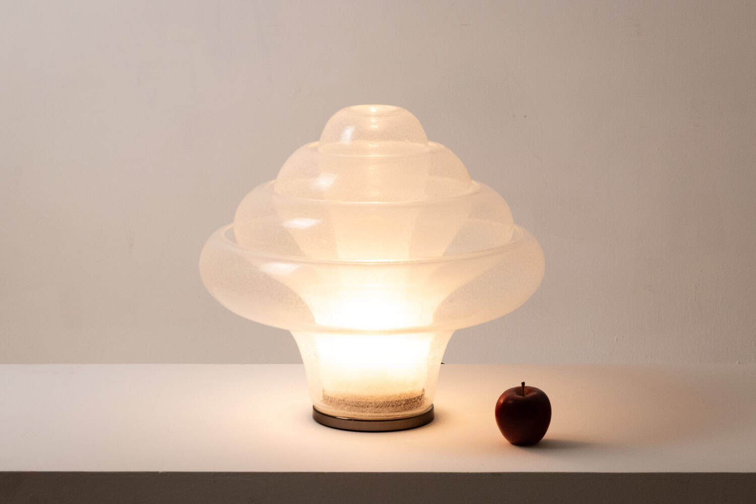 Carlo Nason Lotus Bubbled Glass Lamp - Illuminated - Styylish