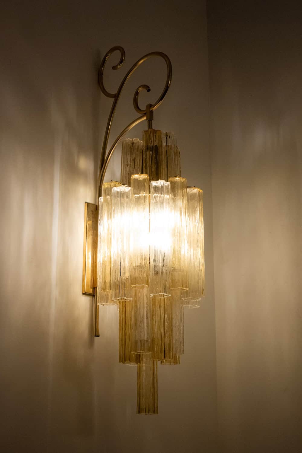 Pair of Venini Murano Glass Wall Sconces, Italy, 1950s–1960s - Image 3