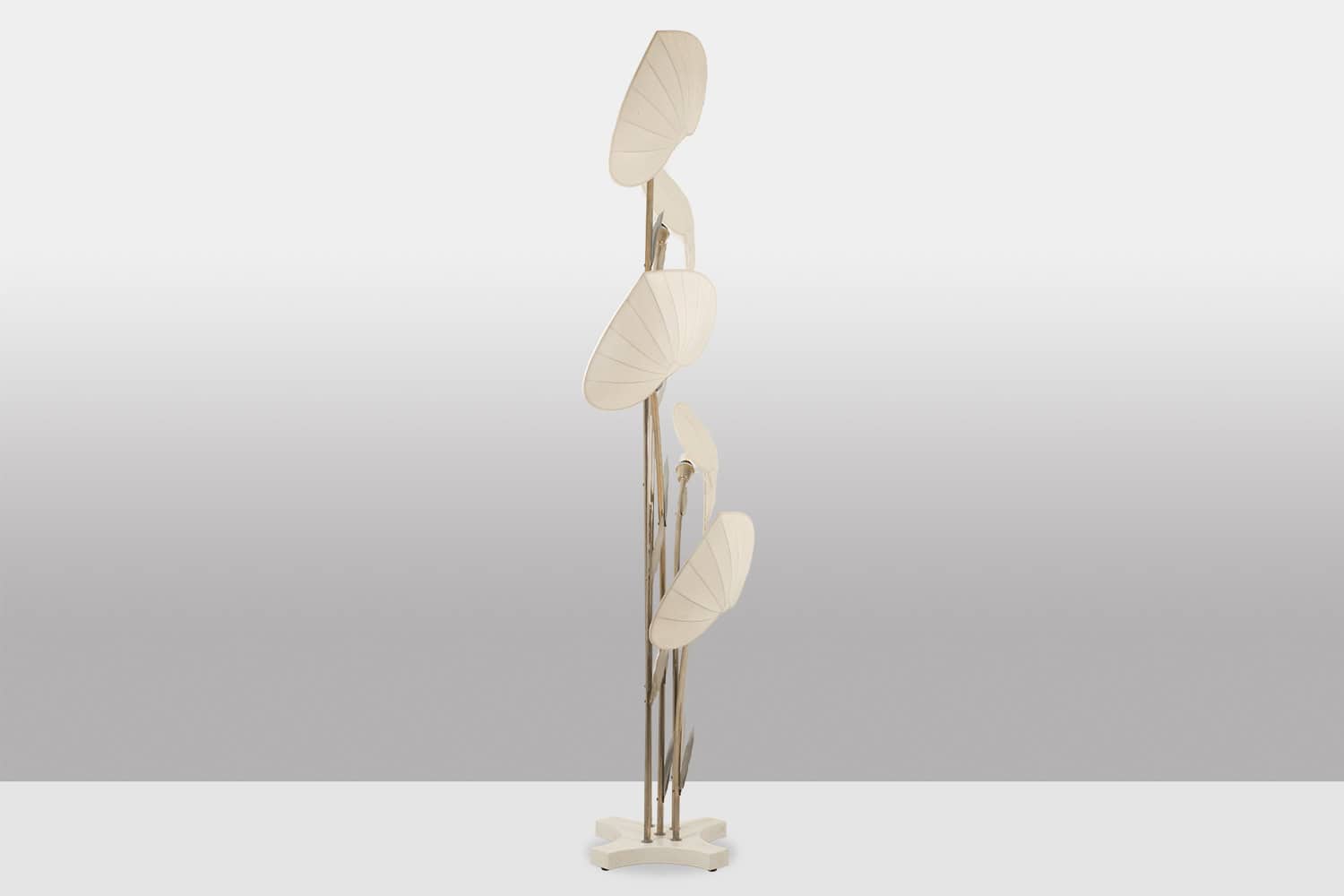 Antonio Pavia Floor Lamp in Silver-Plated Brass and Silk, 1970s. - Image 3