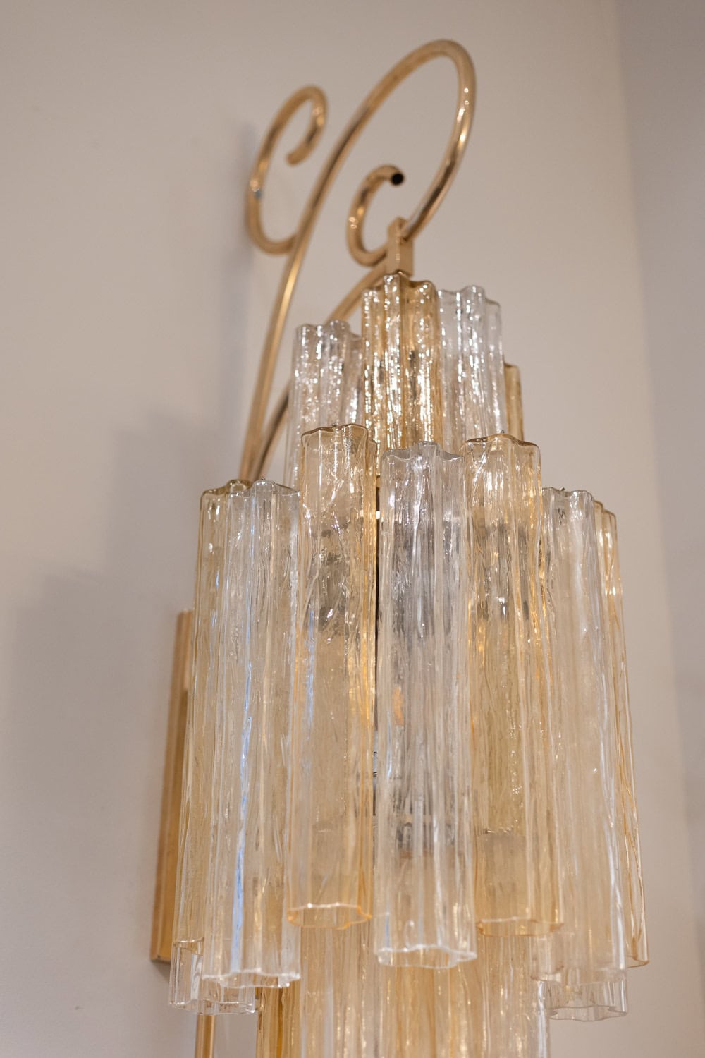 Pair of Venini Murano Glass Wall Sconces, Italy, 1950s–1960s - Image 4