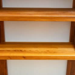 Pierre Chapo. Shelf or bookcase in natural elm. 1980s. - Image 4