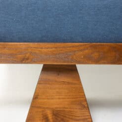 Mohair Bench- front view of foot- Styylish