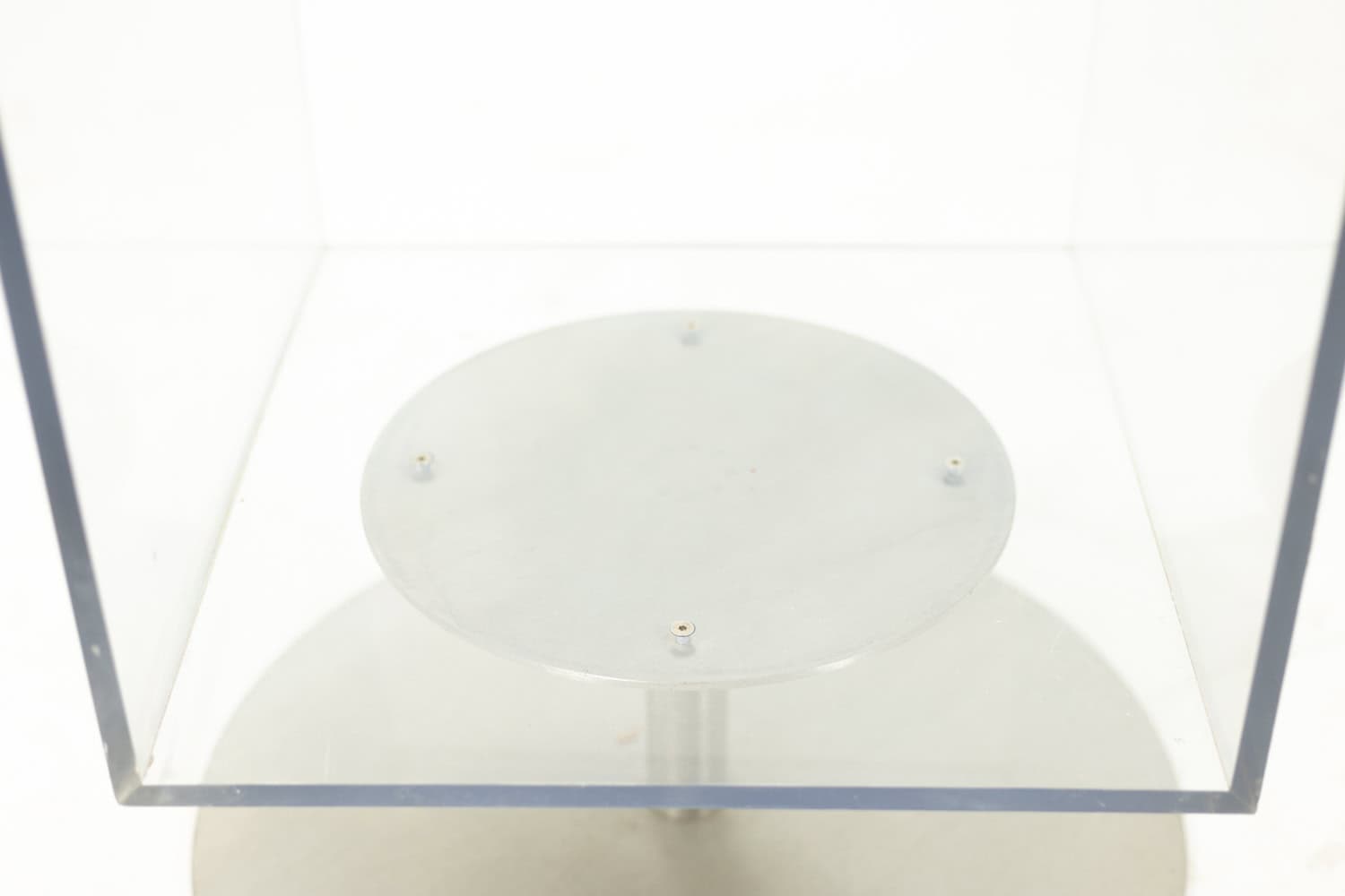 Vintage Plexiglass Column Bookcases - Bottom Shelf Detail - Styylish