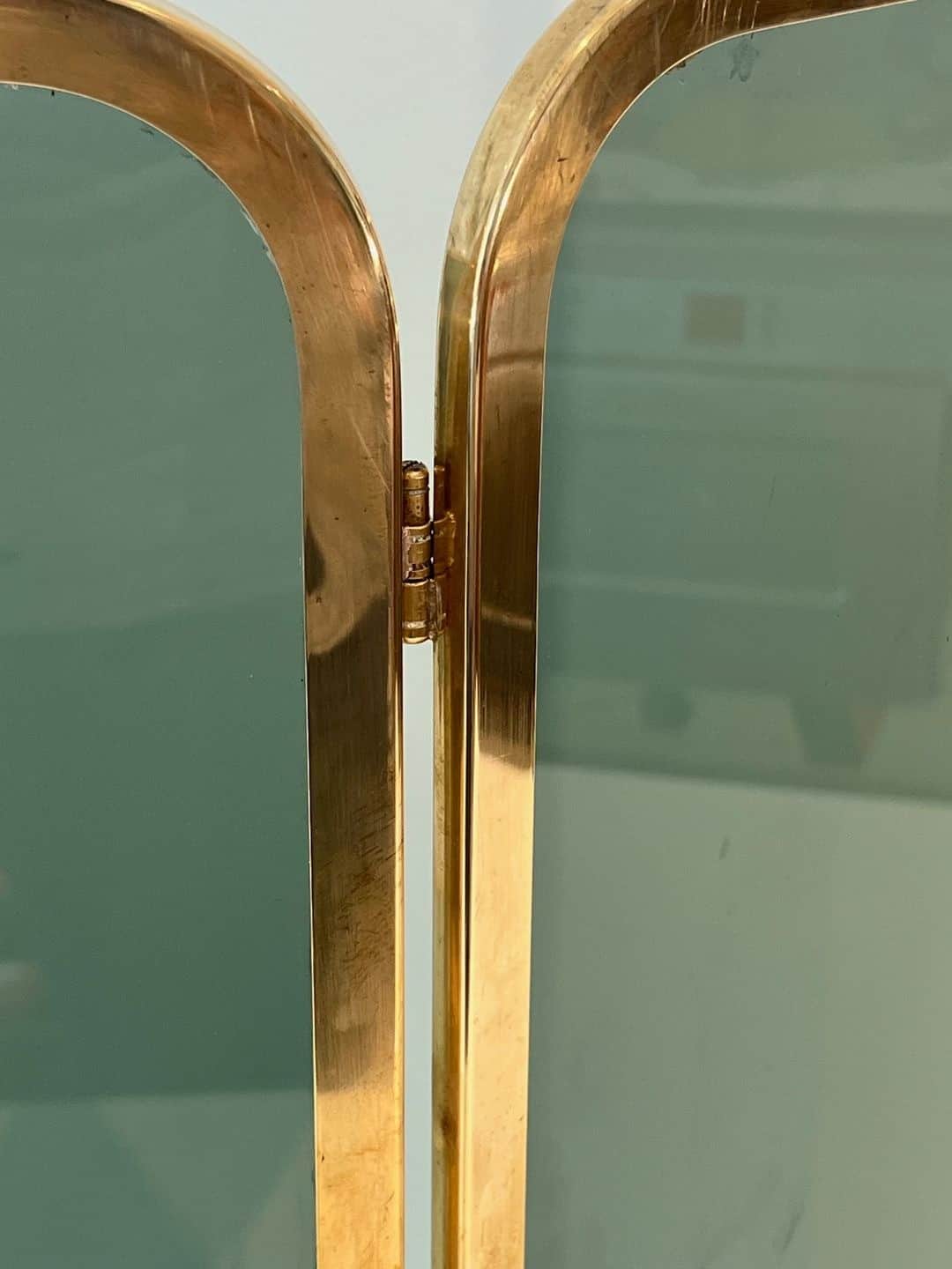 French Tinted Glass Fireplace Screen - Hinge Detail - Styylish