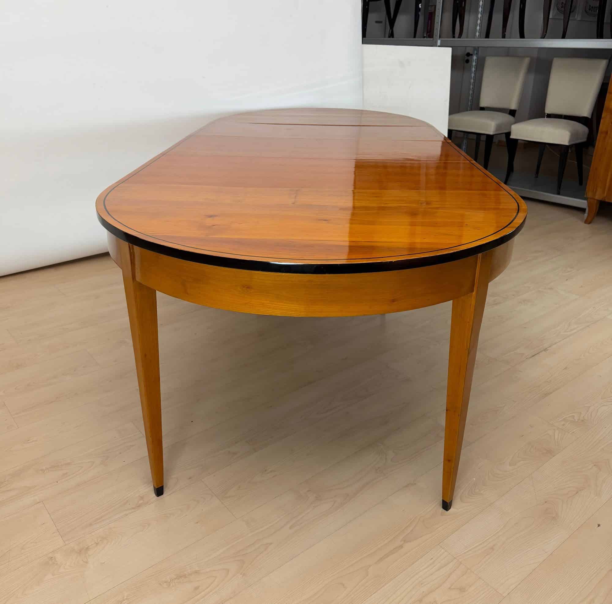 Oval Biedermeier Expandable Dining Table, Cherry, South Germany, circa 1880 - Image 11