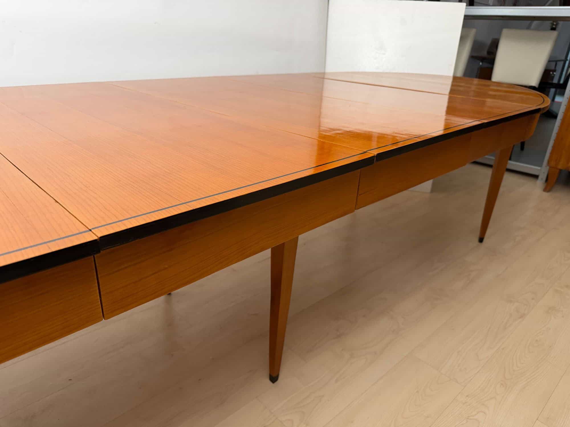 Oval Biedermeier Expandable Dining Table, Cherry, South Germany, circa 1880 - Image 12