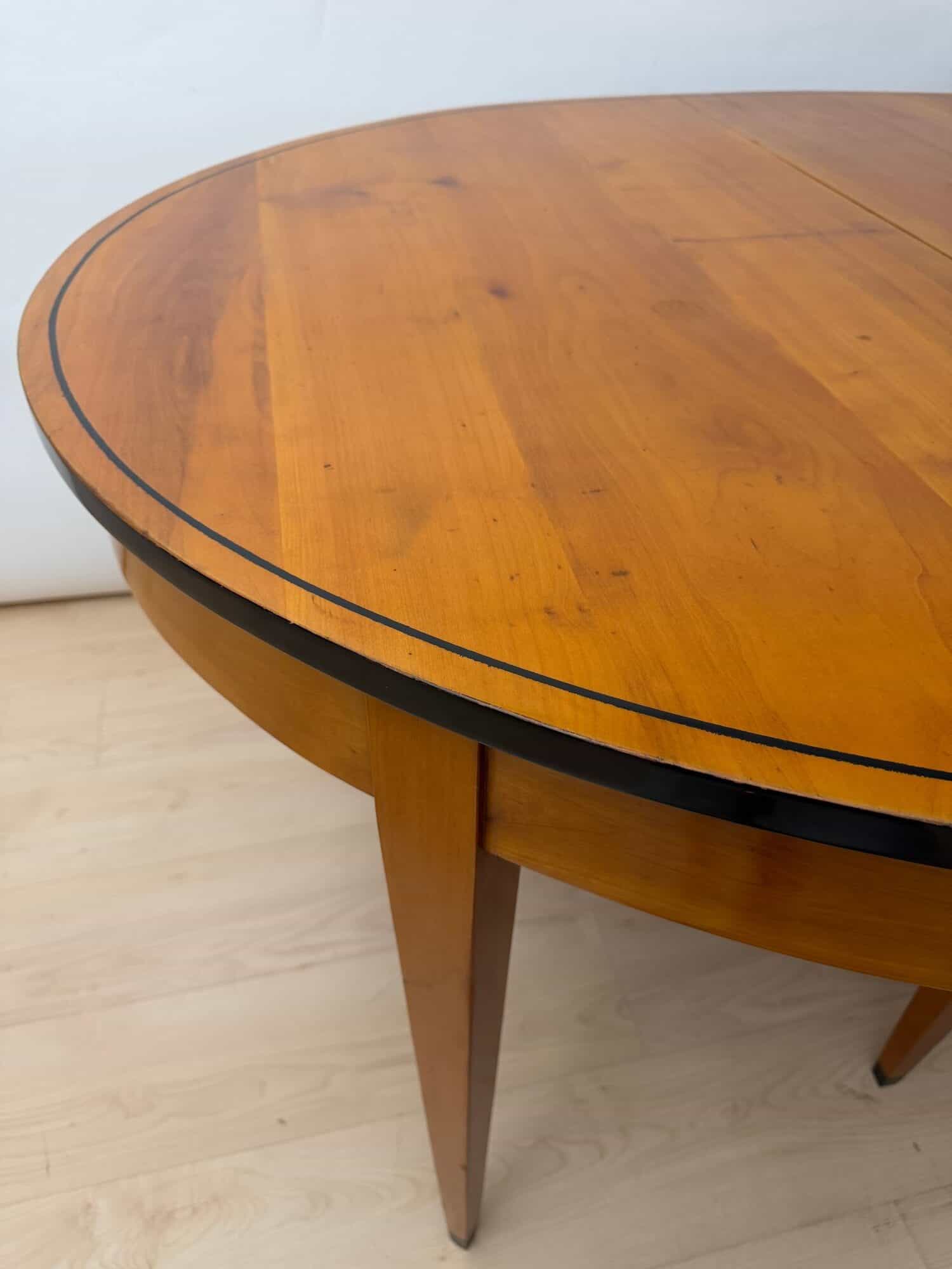 Oval Biedermeier Expandable Dining Table, Cherry, South Germany, circa 1880 - Image 17