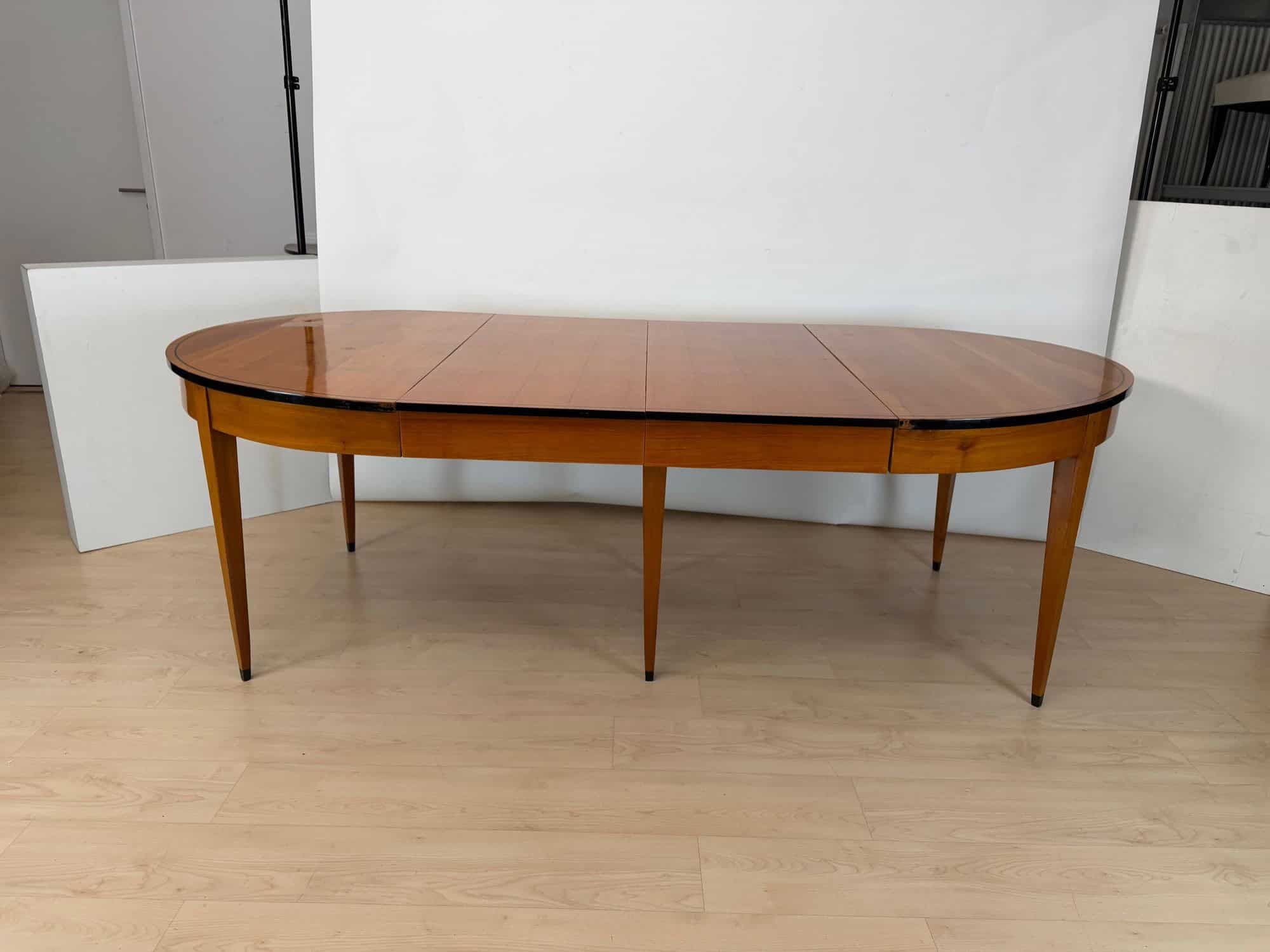 Oval Biedermeier Expandable Dining Table, Cherry, South Germany, circa 1880 - Image 6