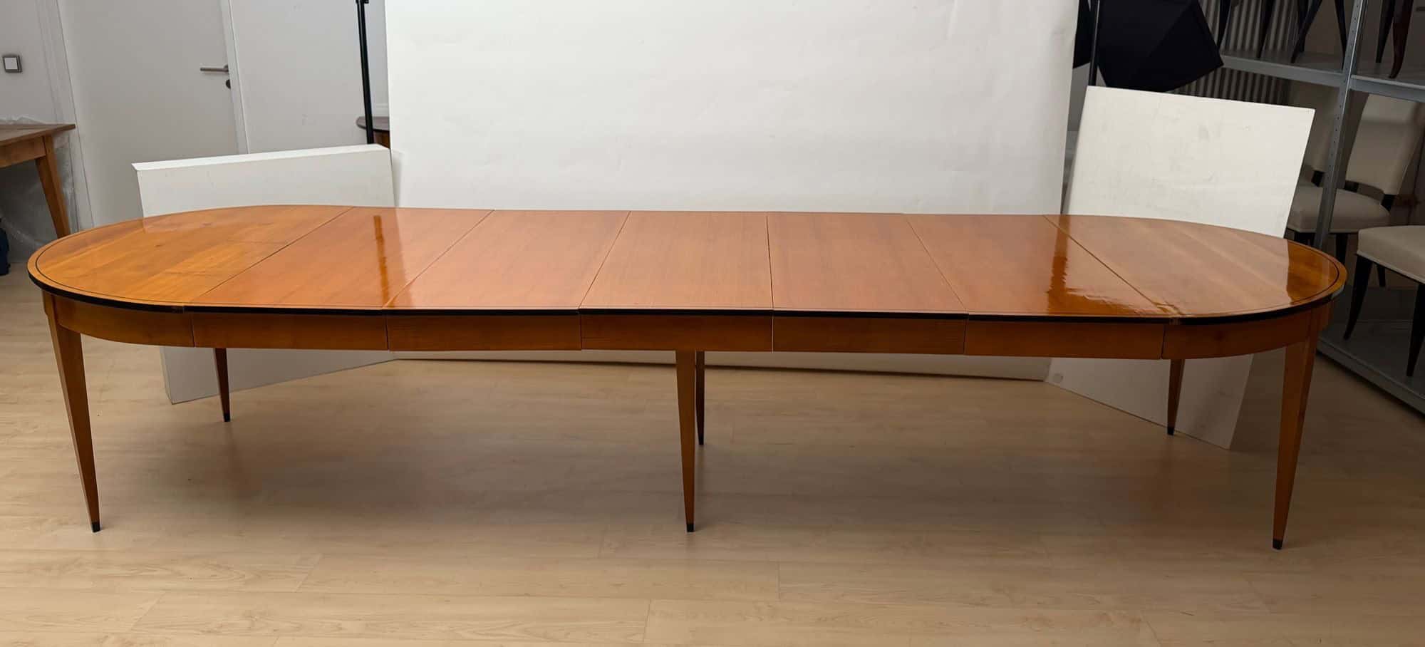 Oval Biedermeier Expandable Dining Table, Cherry, South Germany, circa 1880 - Image 8