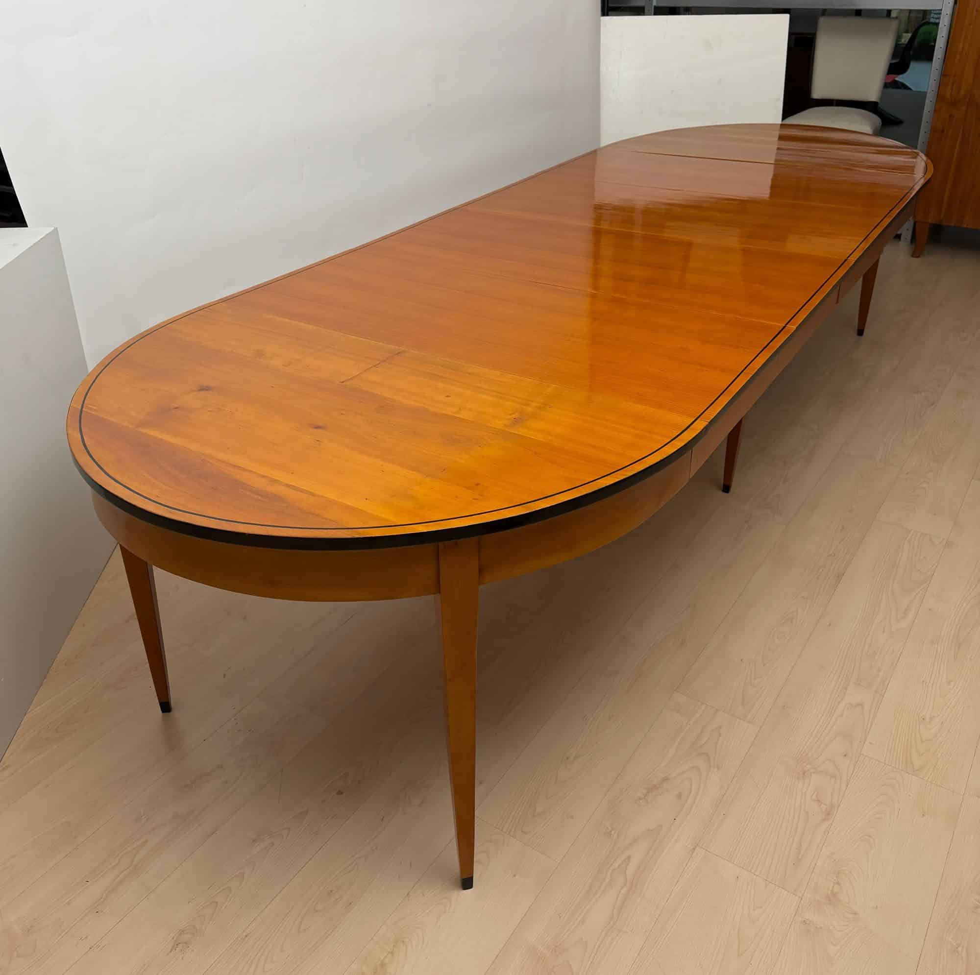 Oval Biedermeier Expandable Dining Table, Cherry, South Germany, circa 1880 - Image 10