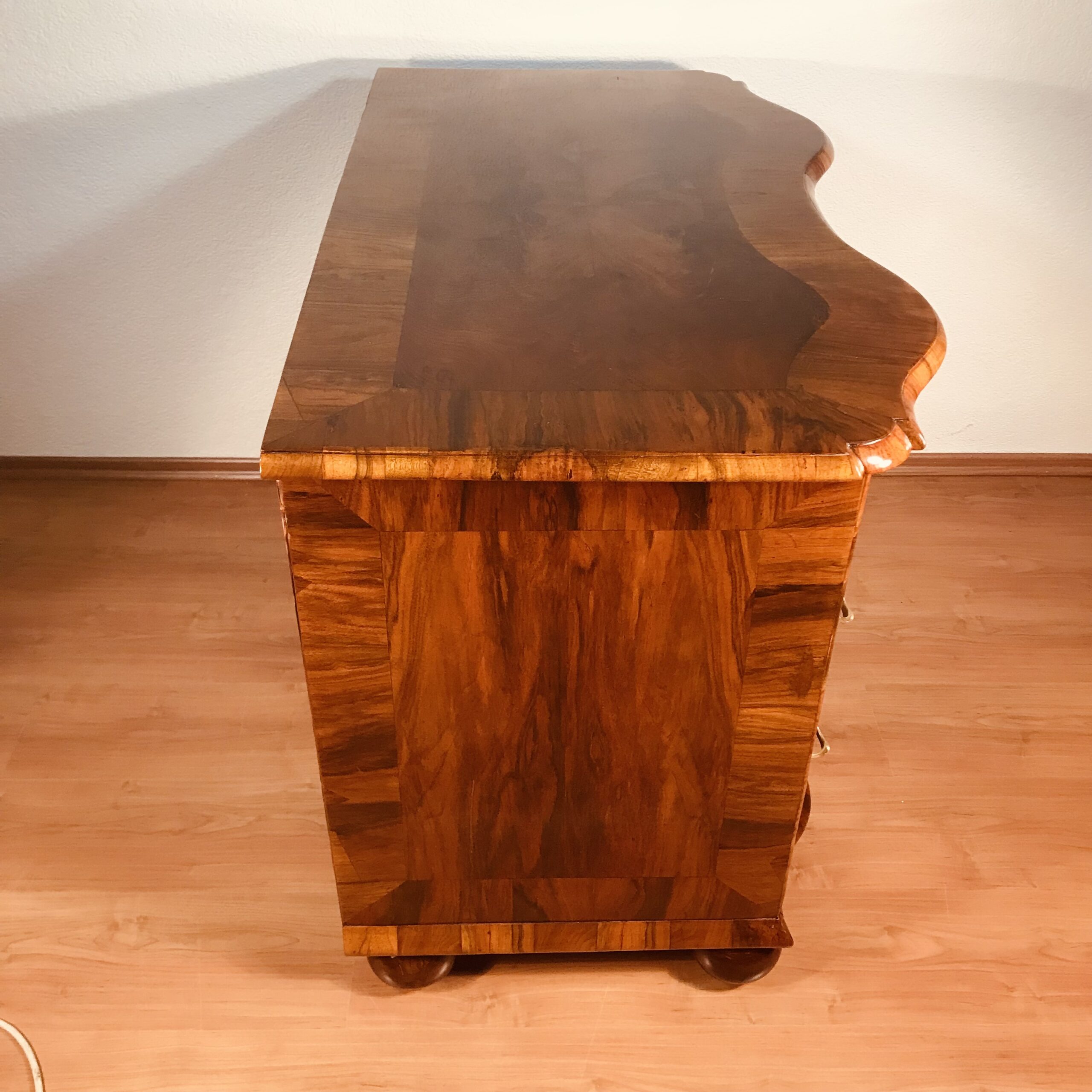 German Baroque Chest of Drawers Walnut, Germany 1750 - Image 3