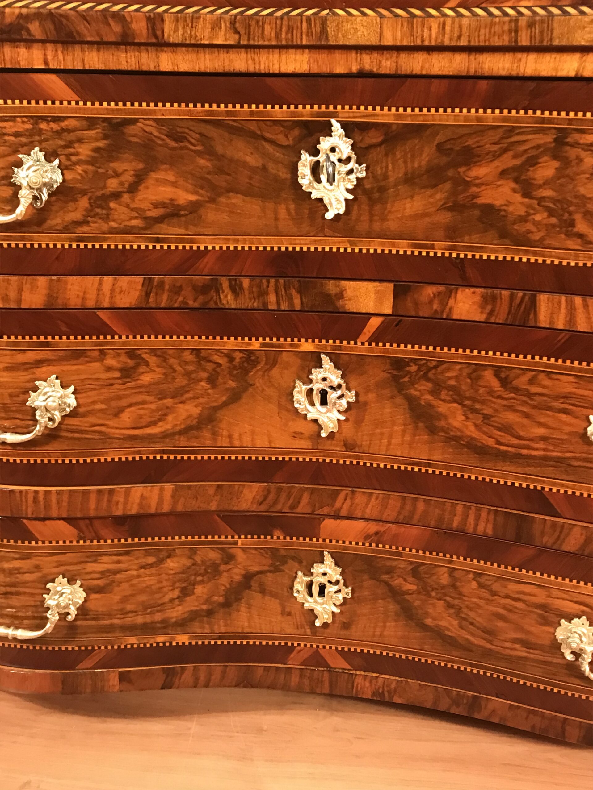 18th Century Baroque Walnut Bureau Cabinet with Figured Veneers- detail view of the middle part of the drawers- Styylish