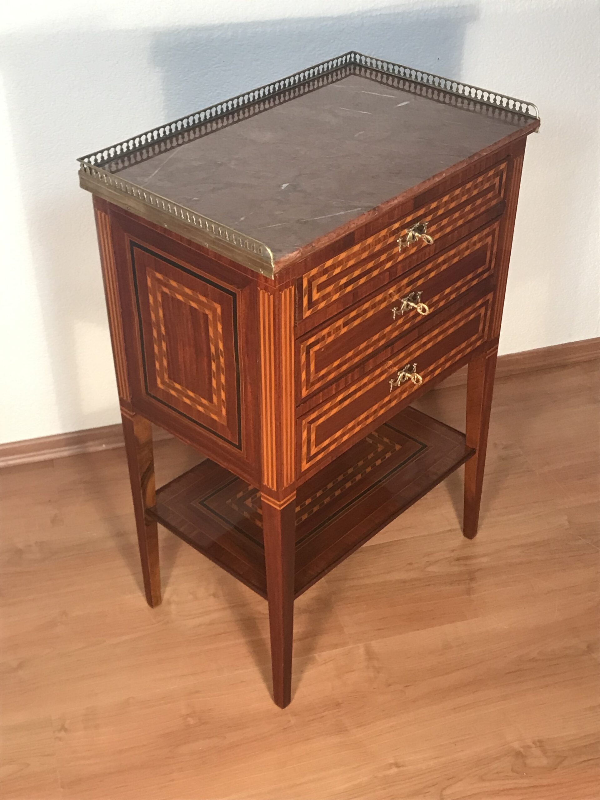 French Louis XVI Marquetry Side Table- three-quarter view - Styylish