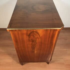 Antique Biedermeier Walnut Chest of Drawers, circa 1820