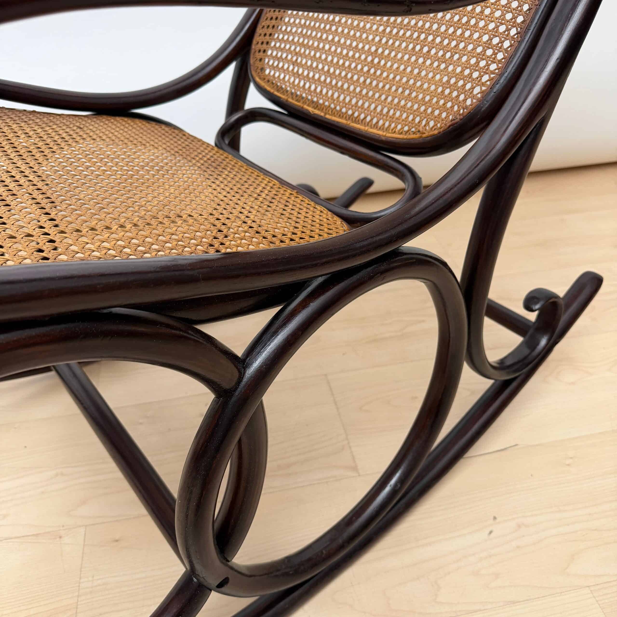 Art Nouveau Bentwood Rocking Chair by Thonet, Austria, circa 1900 - Image 11