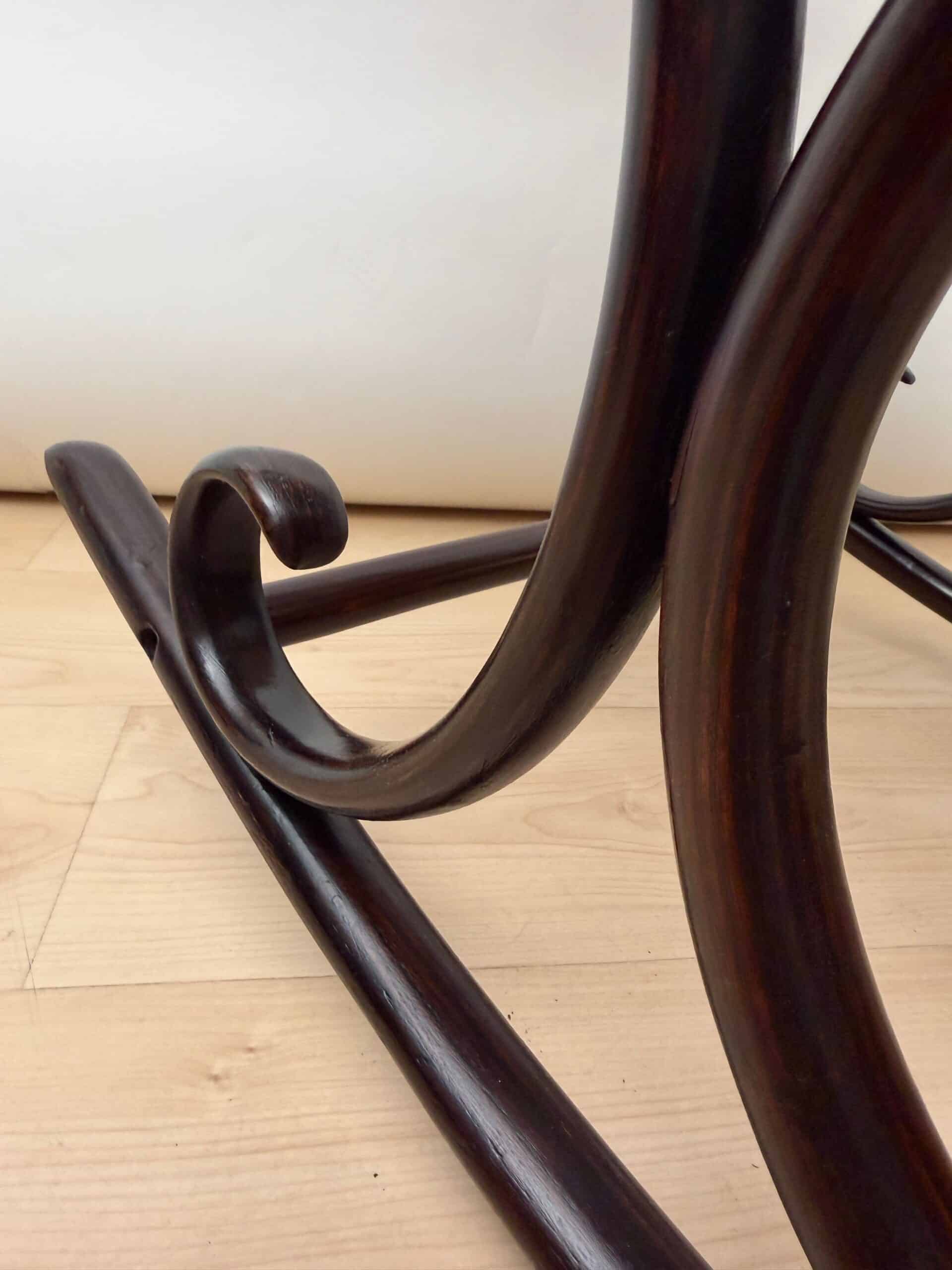 Art Nouveau Bentwood Rocking Chair by Thonet, Austria, circa 1900 - Image 13