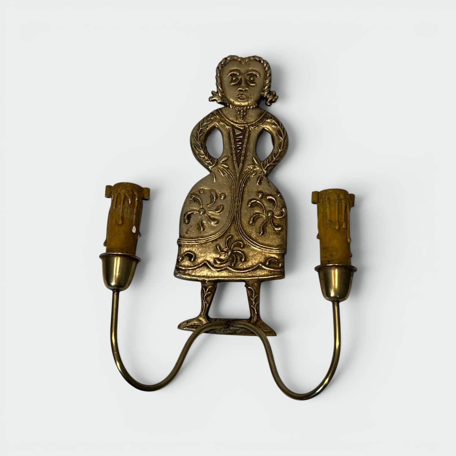 Pair of French 1950s Gilded Brass Figural Sconces - Lady Detail - Styylish